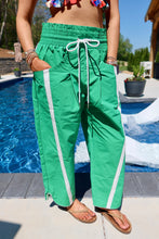 Load image into Gallery viewer, Windbreaker Pants w/ Contrast Stripe ( 3 Colors)
