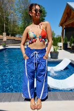 Load image into Gallery viewer, Windbreaker Pants w/ Contrast Stripe ( 3 Colors)
