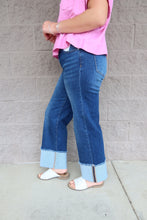 Load image into Gallery viewer, Mid Rise Crop Wide Wide Cuffed Jeans

