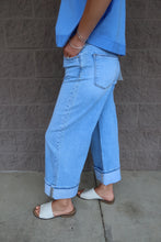 Load image into Gallery viewer, Slouchy Crop Wide Cuffed Jeans
