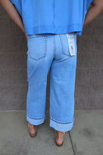 Load image into Gallery viewer, Slouchy Crop Wide Cuffed Jeans
