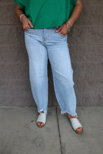 Load image into Gallery viewer, High Rise Barrel Jeans
