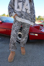 Load image into Gallery viewer, Zebra Print Elastic-Cuff Jogger Pants
