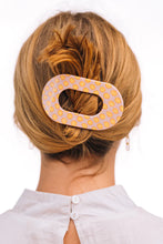Load image into Gallery viewer, Teleties Flat Round Clip- Medium
