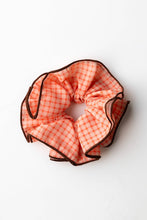 Load image into Gallery viewer, GIRLHOOD PLAID CORSET SCRUNCHIE
