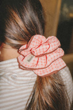 Load image into Gallery viewer, GIRLHOOD PLAID CORSET SCRUNCHIE
