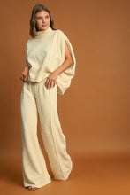 Load image into Gallery viewer, Umgee Elastic Waist Wide Leg Pants
